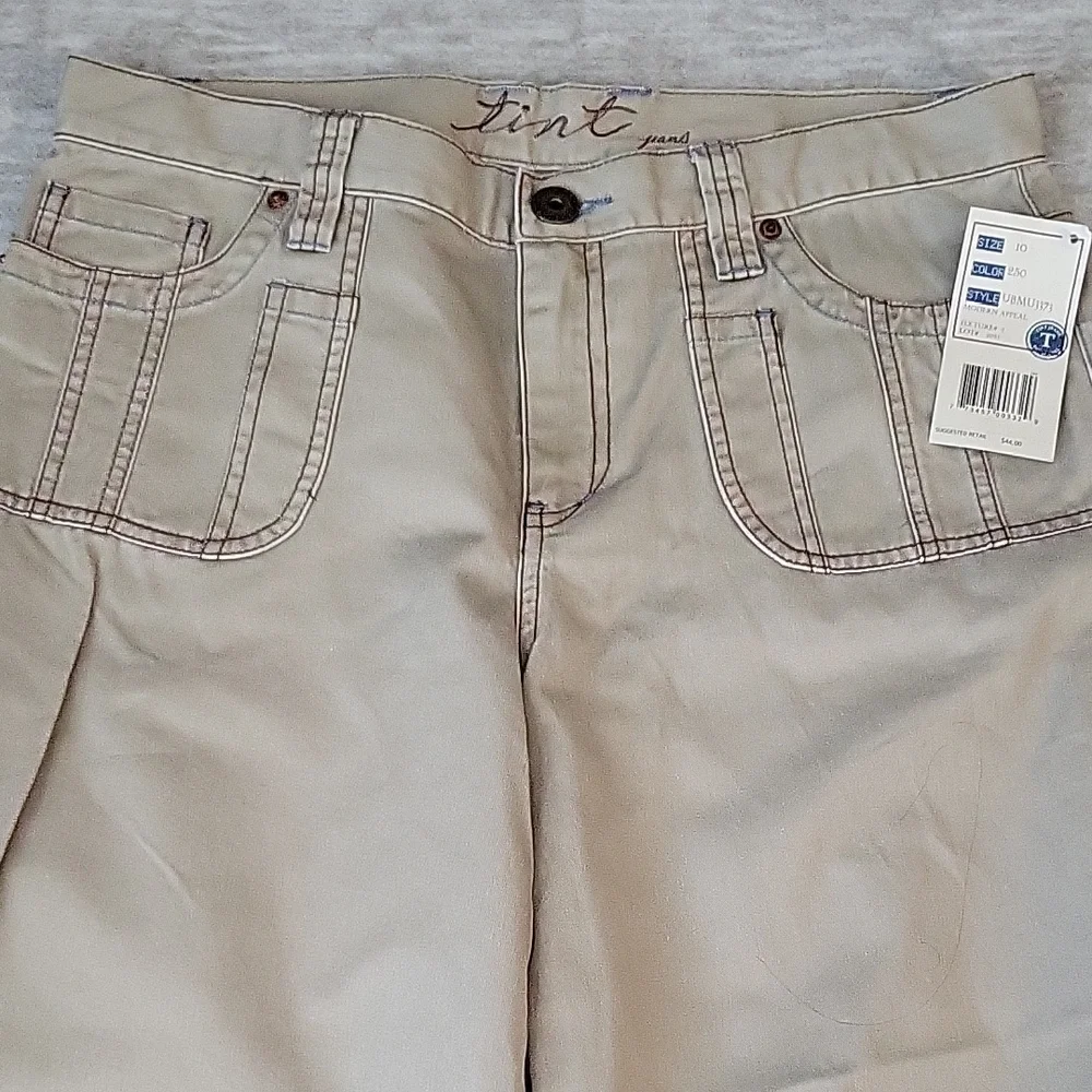 Tan Women's Capris - Picture 5 of 5